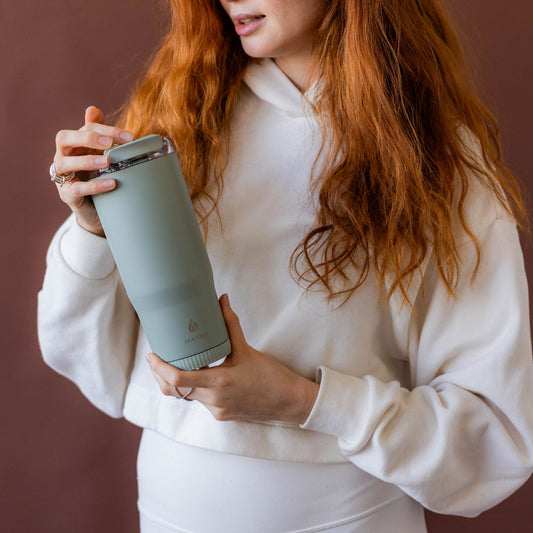 30-oz-groove-tumbler-t6 4Manna_Website_Lifestyles-17.jpg