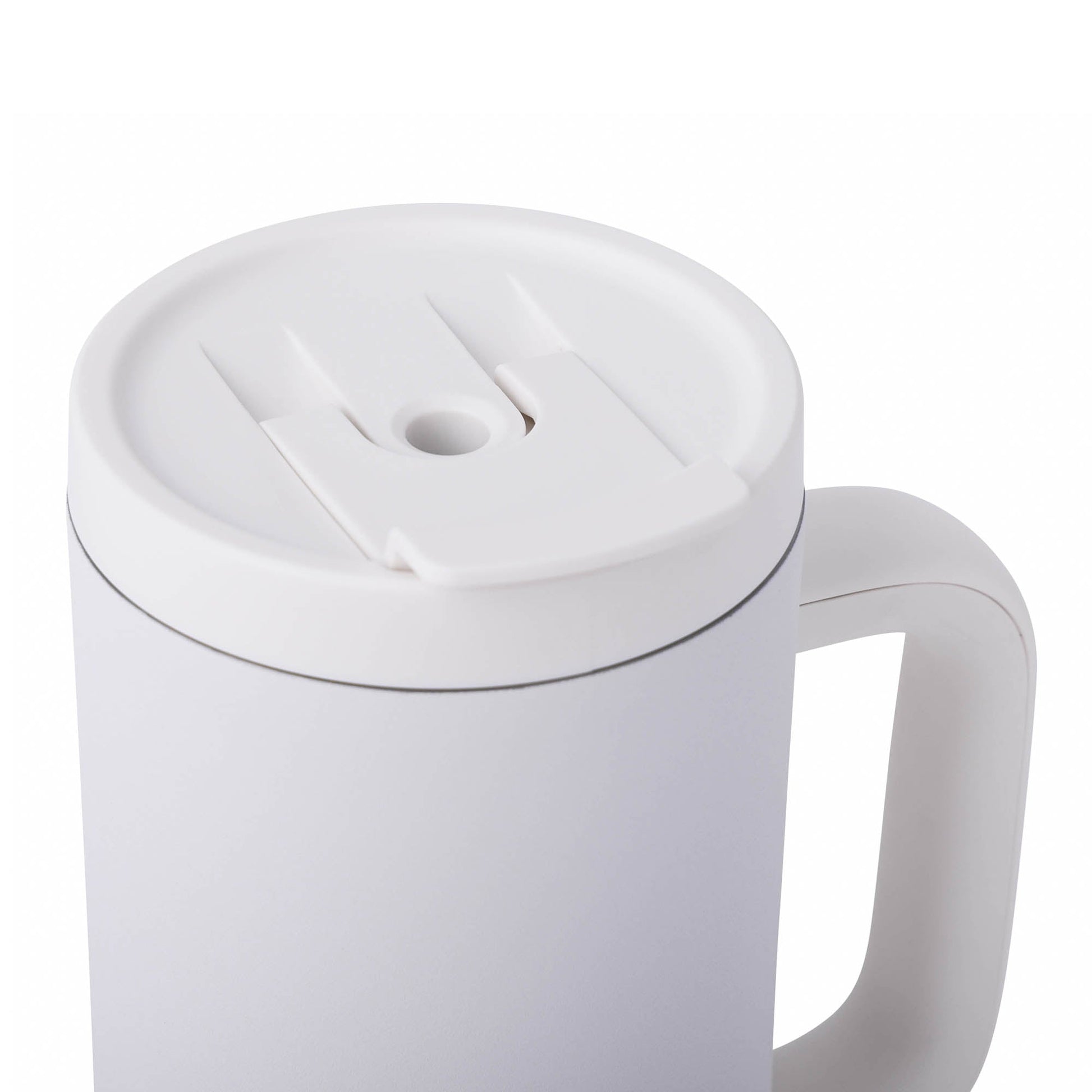 40-oz-leisure-tumbler-o1 CoreHome_MannaHydration_Whites_Raw-42.jpg